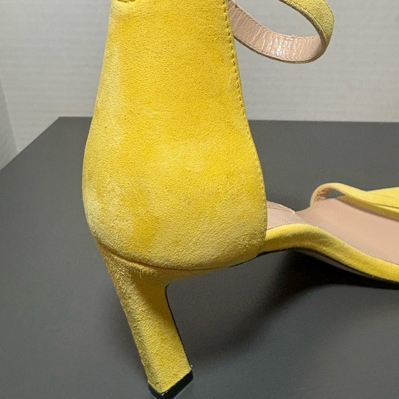 STUART WEITZMAN Square Nudist Yellow Suede Sandals - Picture 11 of 11